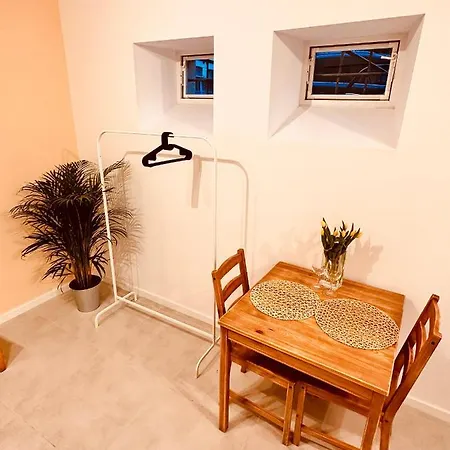 Next To Motlava شقة غدانسك